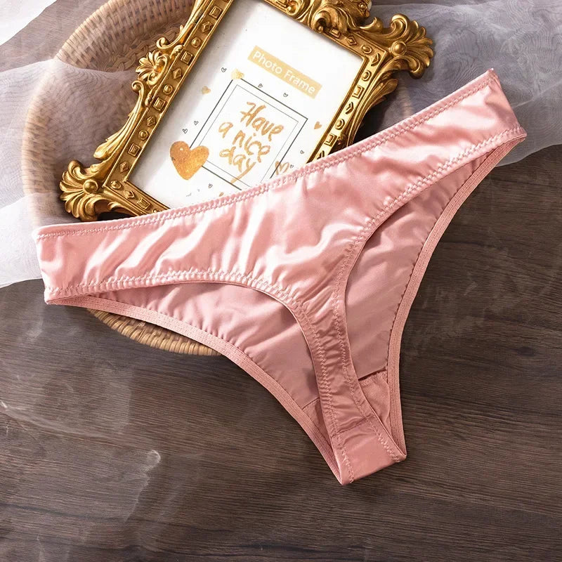 Ice Silk Panties Women Lingerie Underwear Low Waist Seamless Quick-drying Skin-friendly Breathable Briefs Women Intimates Brief