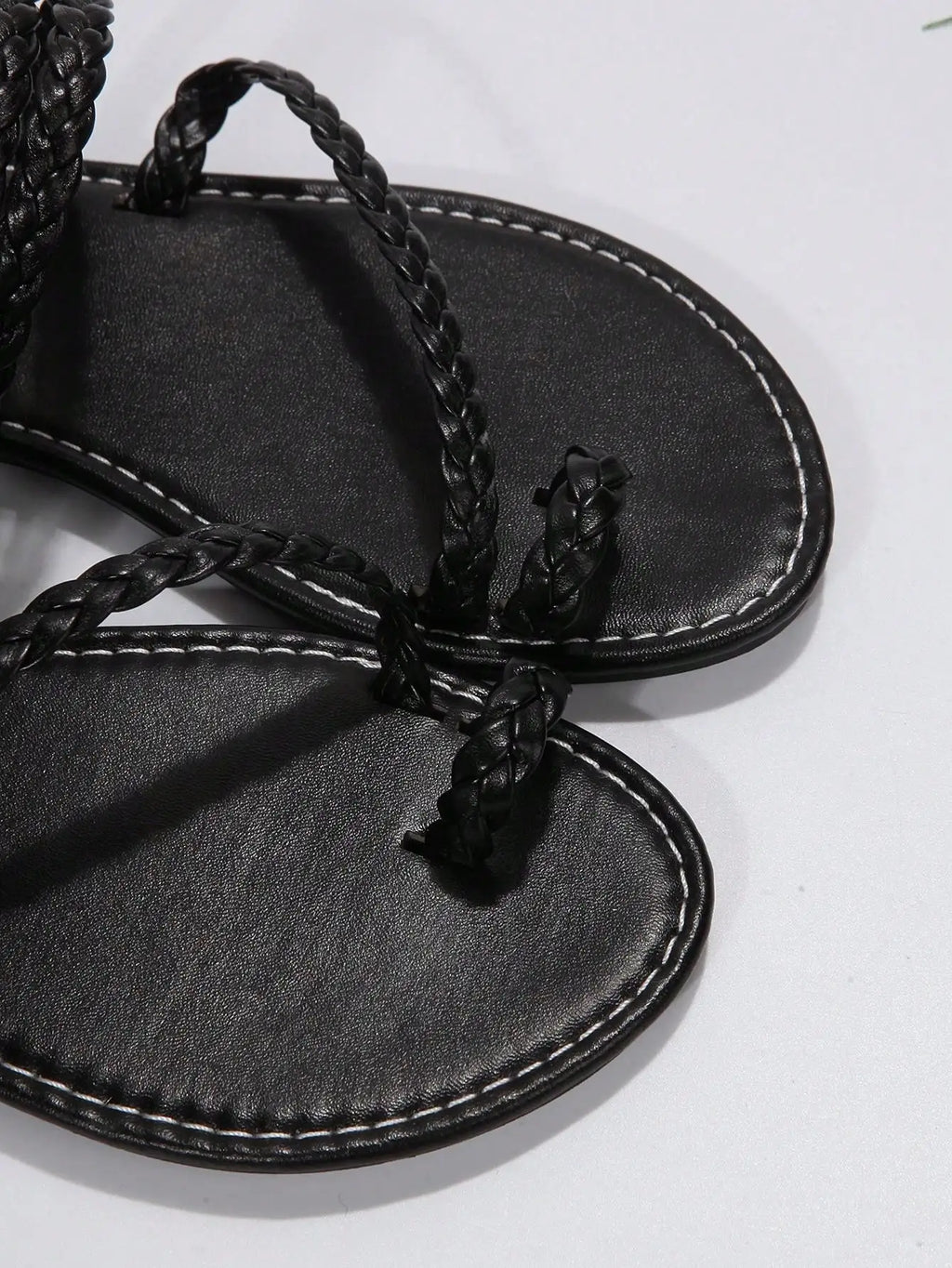 Women's Sandals Flat Sandals Fashion Soft-soled Sandals New Non-slip Sandals for Summer Light casual shoes 2026